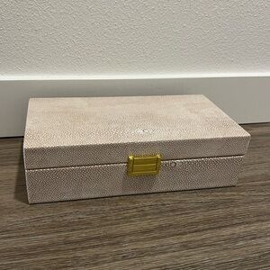 Alice Lane Home Shagreen Case